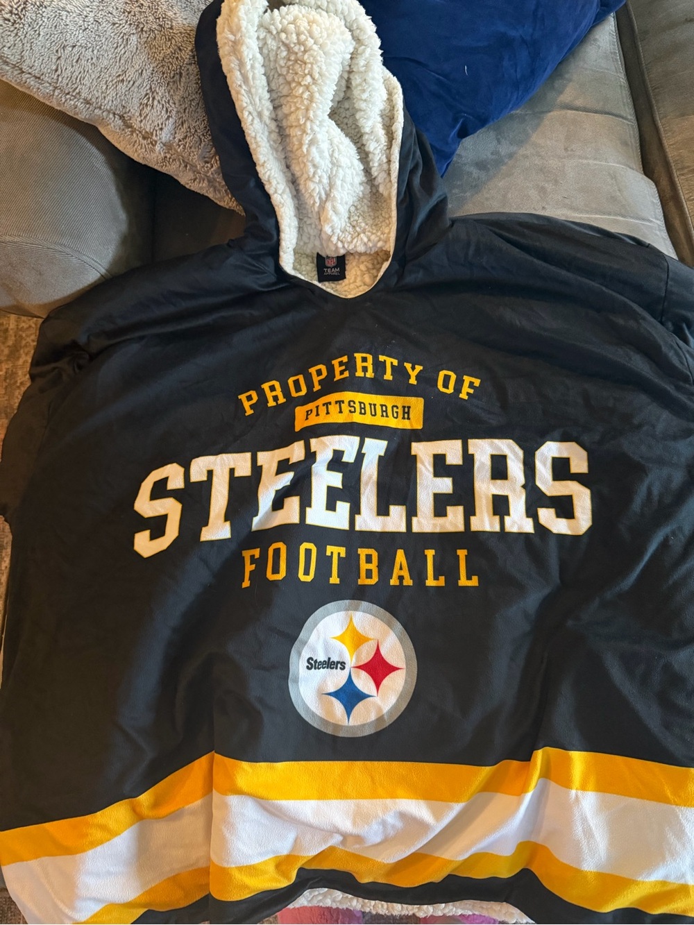 Pittsburgh Steelers Sherpa Blanket Hooded Pullover - Black & Gold